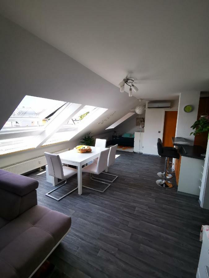 Ferienwohnung Sonnenblick In Zirndorf Buitenkant foto